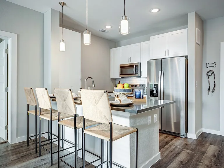 Water's Edge Townhomes — Photo 21