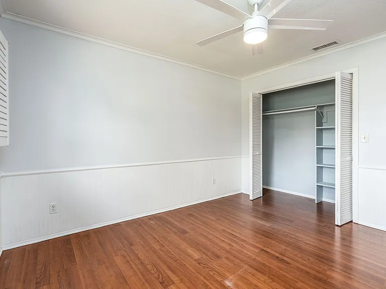 5808 Briarwood Ave — Photo 15