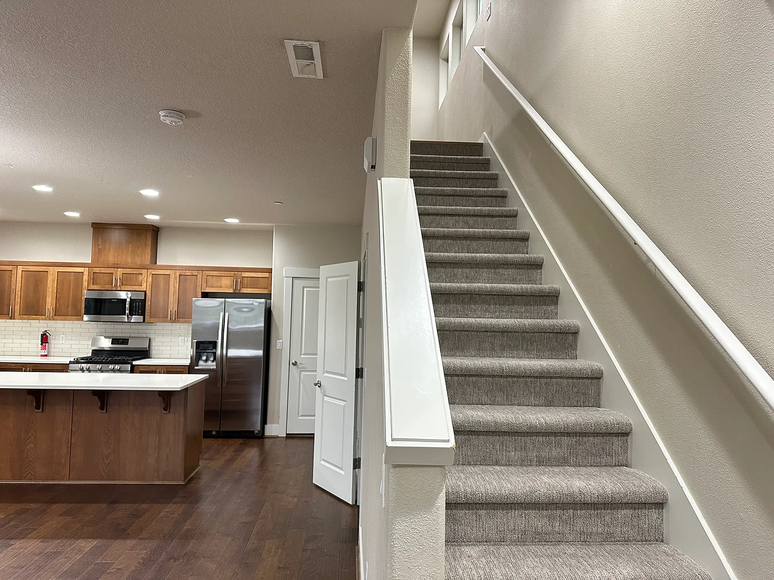 12440 SW Palermo St — Photo 3