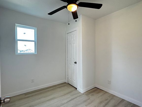 3rd image of 1513 10th St #1