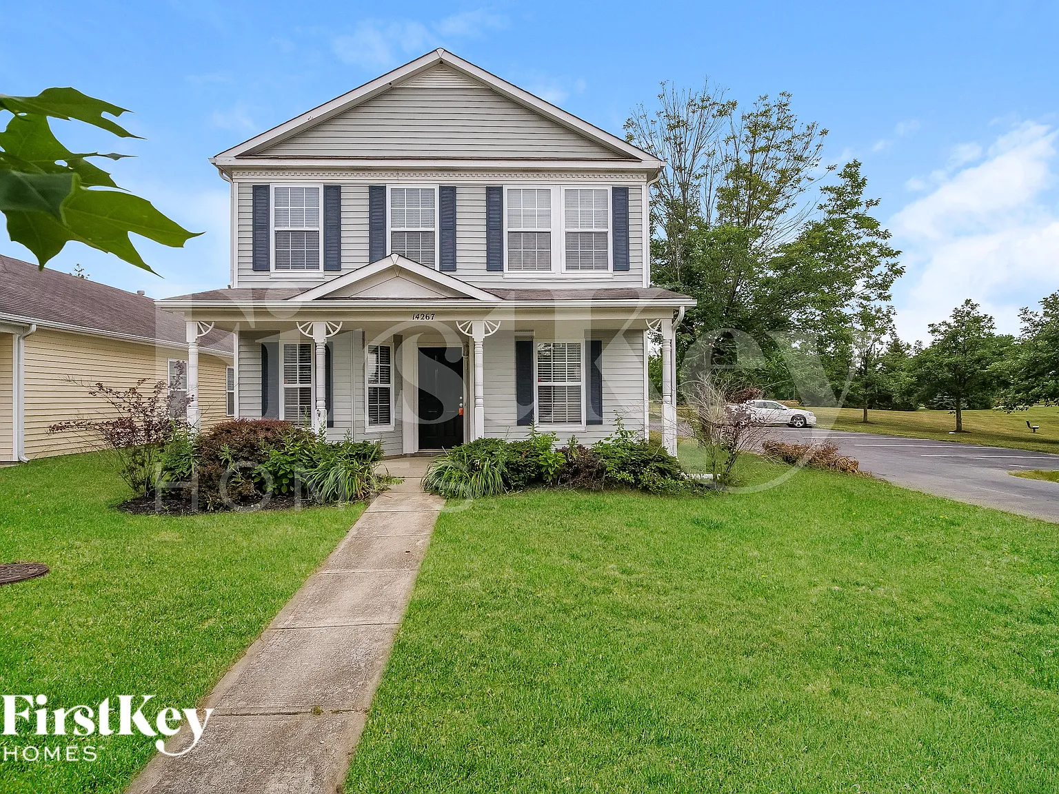 3 bed, 2.5 bath, 2563 sqft, $1,755 — Photo 1