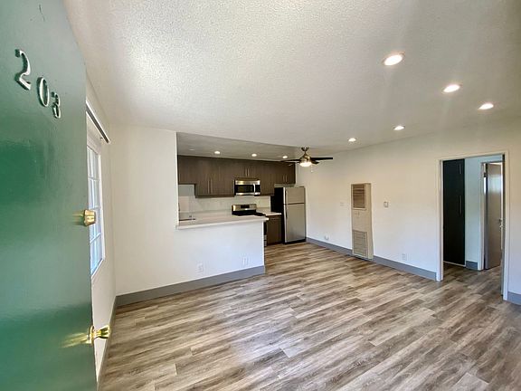2nd image of 12504 Venice Blvd APT 203