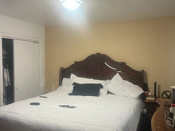 102 West 48th Street image 7 of 20