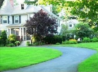 15 Maple Rd, North Hampton, NH 03862