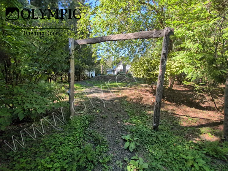 1500 lake park42_08032026