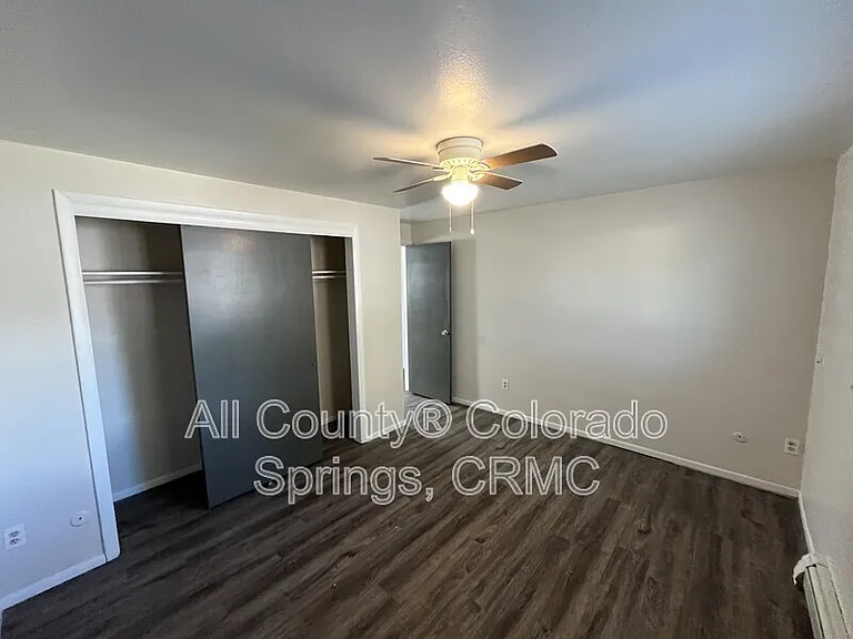 329 Bonnie Ct #1 — Photo 12