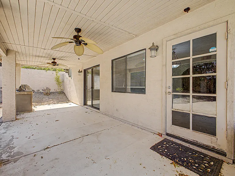 17035 E Cascade Dr — Photo 27