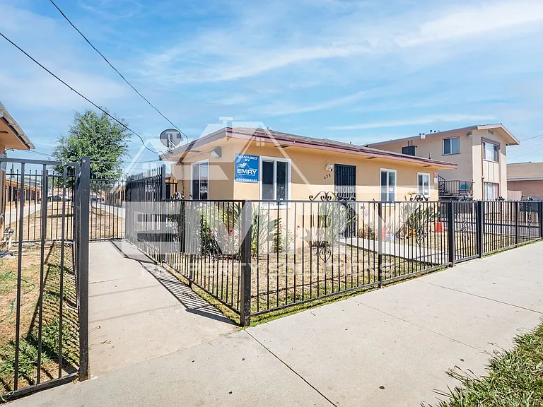 428 N Poplar Ave — Photo 24