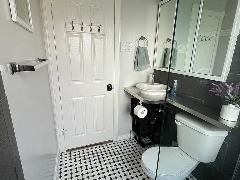 842 N 200 E — Photo 3