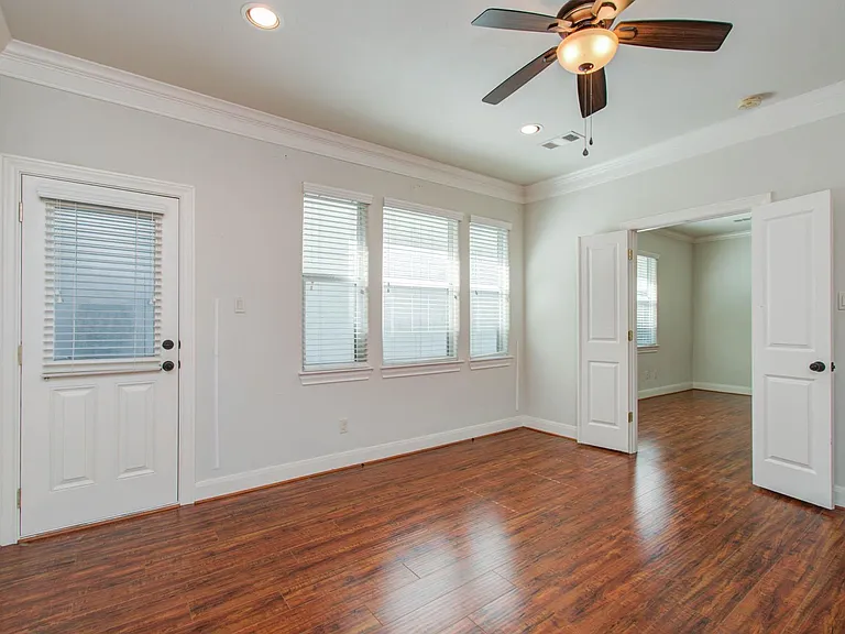 10205 Brooktree Dr — Photo 26