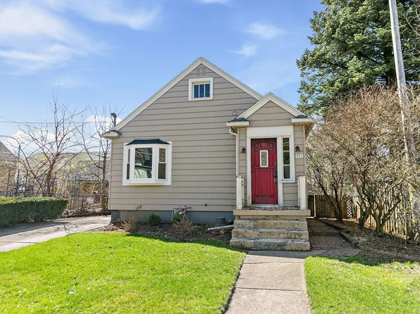 491 Congdon Ave, Elgin, IL 60120