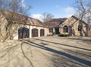 26636 Deerpath Ct, Edwardsburg, MI 49112