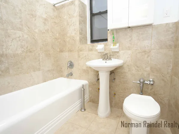 1751 67th Street image 11 of 16