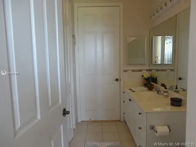 4404 SW 160th Ave — Photo 10