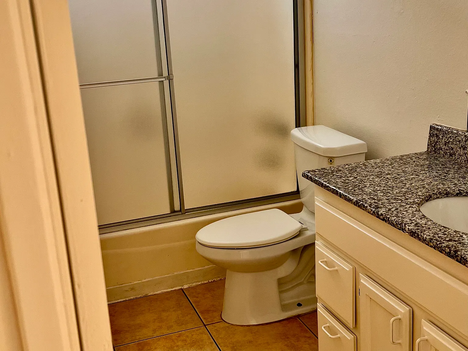 2 bed, 780 sqft, $1,795 — Photo 3