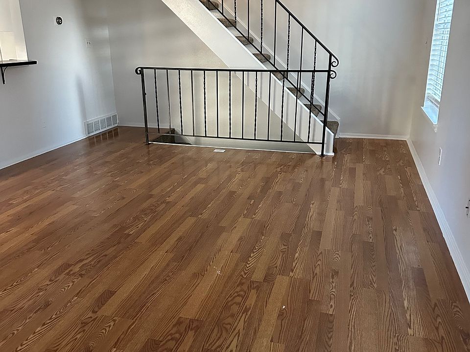 1st image of 15 Amesbury St #15