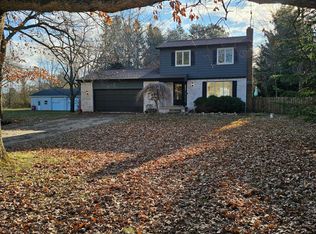 3562 Bittersweet Dr, Columbiaville, MI 48421