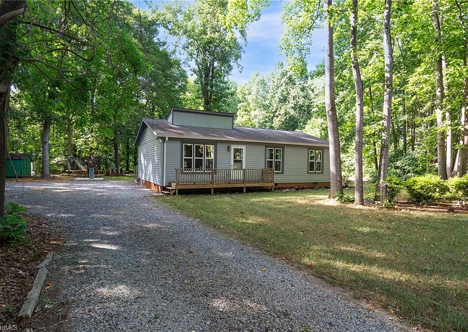 1st image of 706 Weatherby Ln