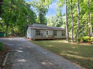 706 Weatherby Ln, Greensboro, NC 27406