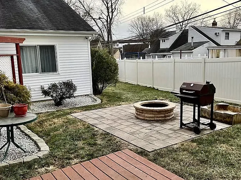 backyard (shared access)
