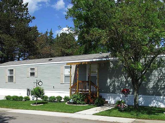 3rd image of 10500 Lapeer Rd #1a0