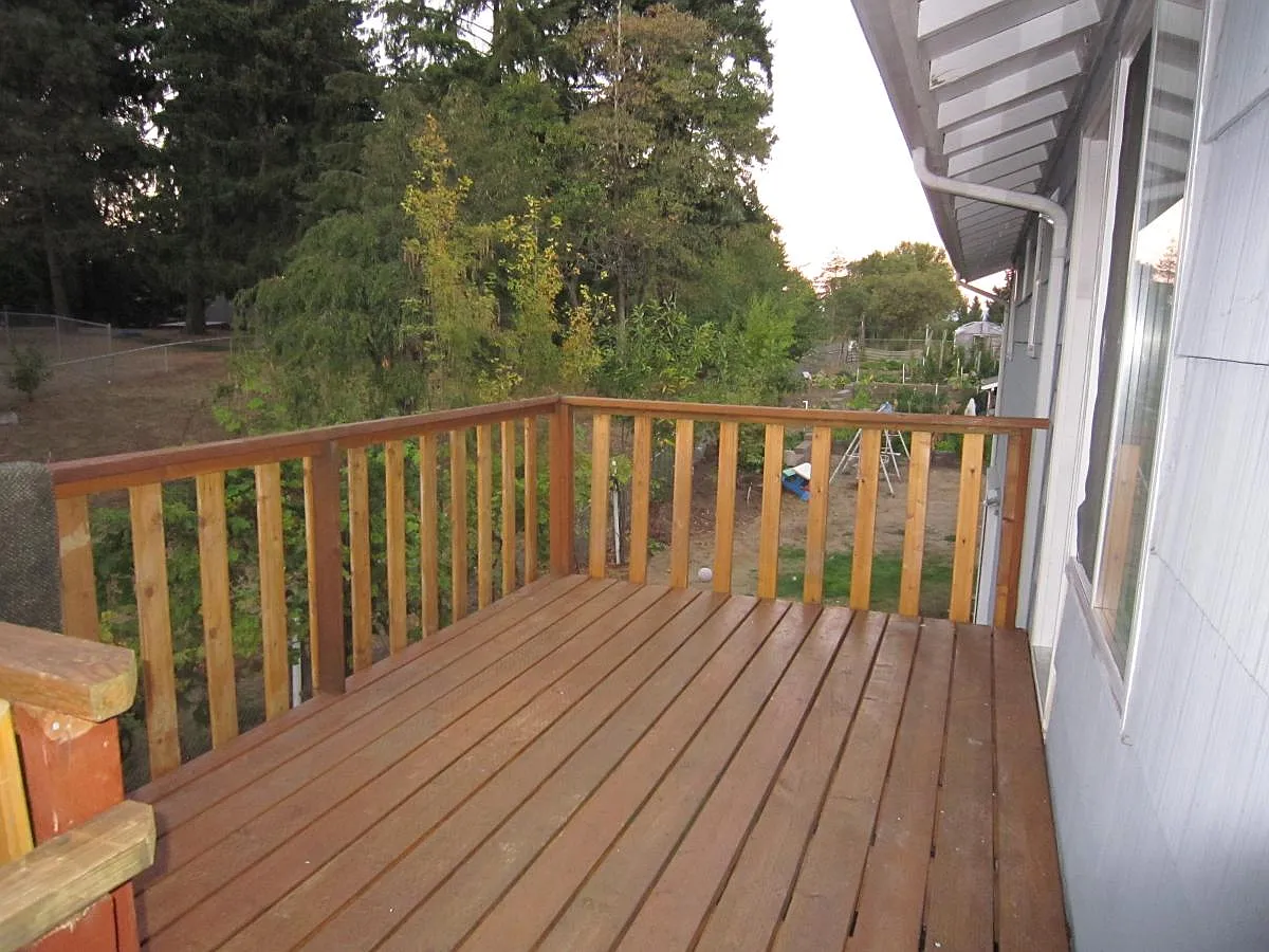 4 bed, 1.5 bath, 2500 sqft, $3,450 — Photo 2