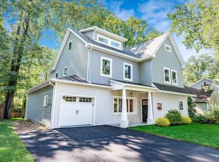 74 Garden Ave, Chatham, NJ