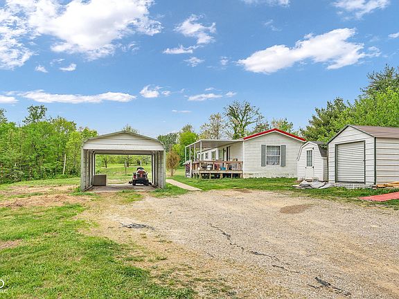 3rd image of 1850 Mangus Rd