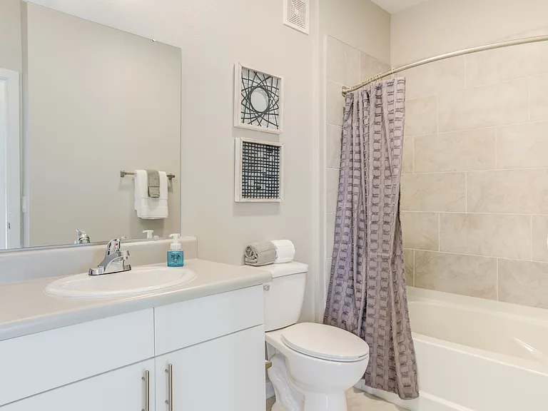 The Pointe at Siena Ridge 55+ Active Adult Apartment Homes — Photo 22