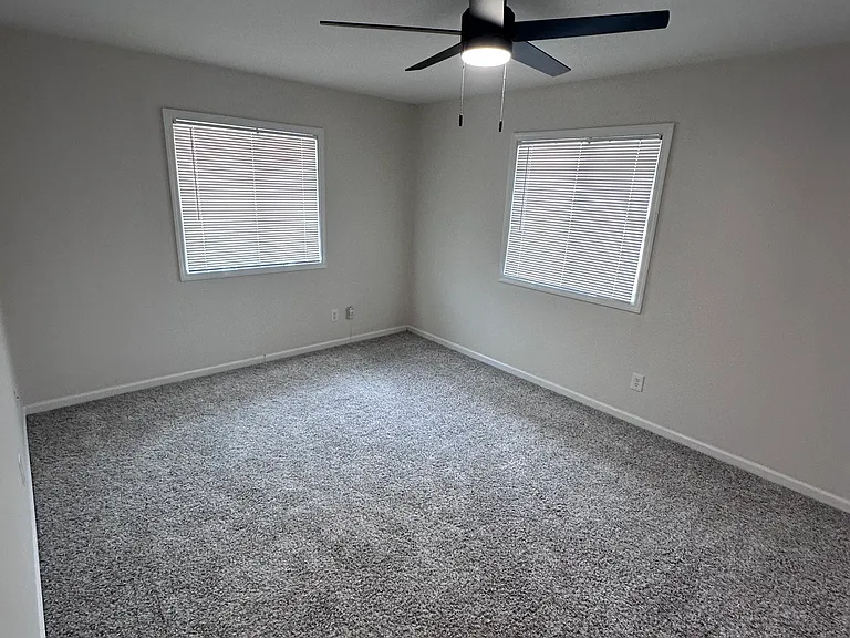 4201 S Minnie St #5 — Photo 11