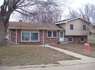 203 N 27th St, Ashland, NE 68003
