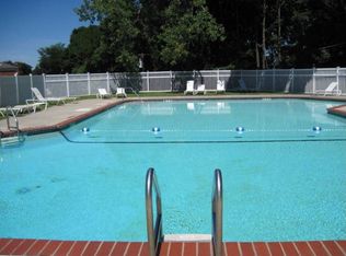 43 Jackman Dr #B, Poughkeepsie, NY 12603