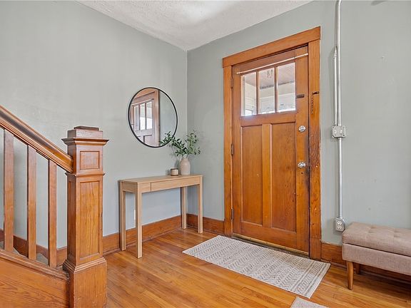 5th image of 1911 McClure St
