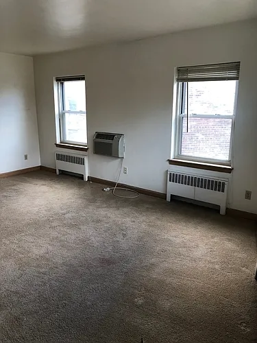Building Photo - 4215 W Martin Dr #10