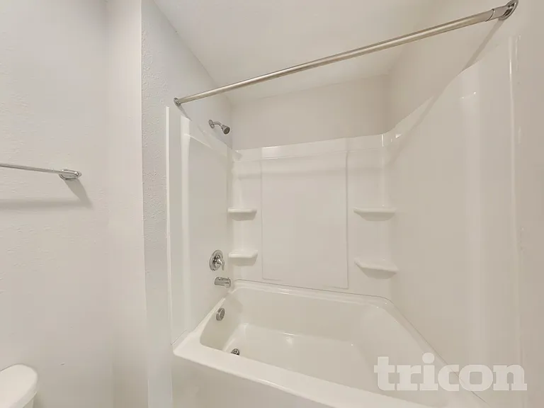 2029 Dutton Island Oaks Way — Photo 13