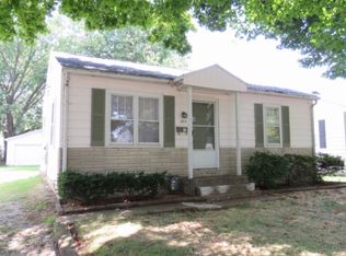 805 N Spring St, Evansville, IN 47711