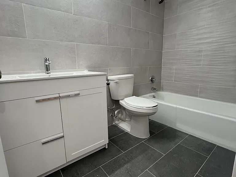 320 E 65th St #520 — Photo 7