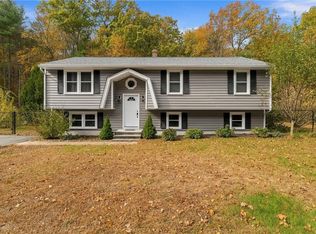 77 Evergreen Rd, Glocester, RI 02814