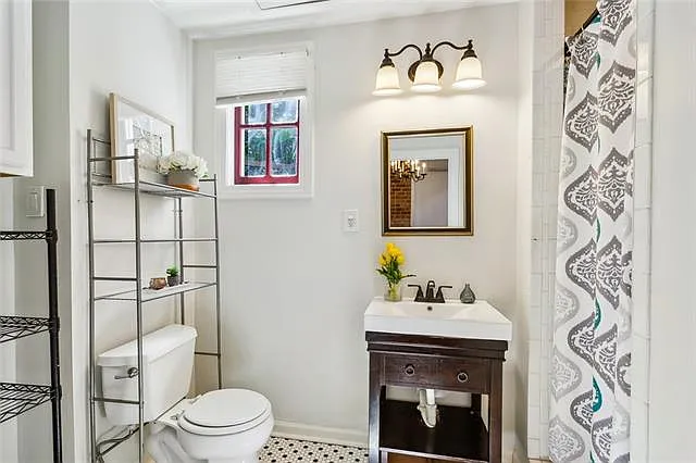 936 Esplanade Ave #101 — Photo 6