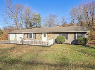 1 Allen Rd, Brookfield, CT 06804
