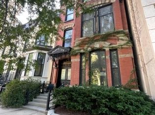 1918 N Clark St, Chicago, IL 60614