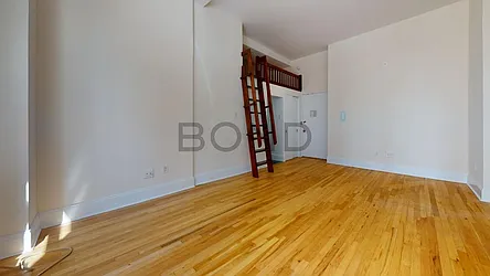 Rented by Bond New York