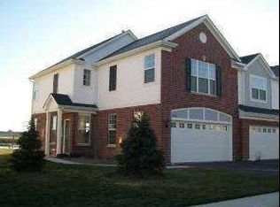 1421 Millbrook Dr, Algonquin, IL 60102