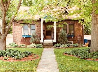 817 30th St, Des Moines, IA 50312