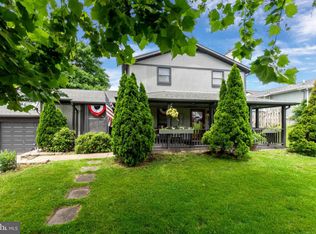 9214 Easton Ct, Manassas, VA 20110