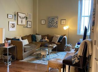 324 Walnut St #612, Philadelphia, PA 19106