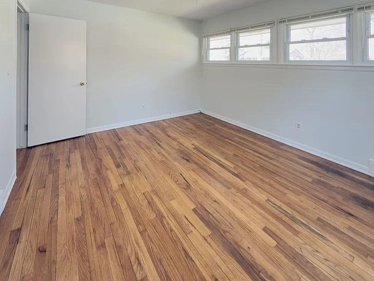 2419 Walter Dr — Photo 15