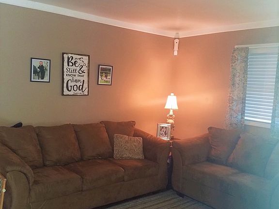 4th image of 2515 Elizabeth Dr