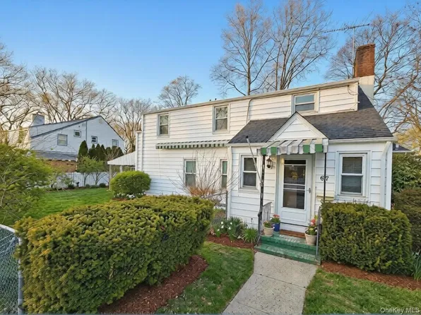 67 Elton Rd, Garden City, NY 11530