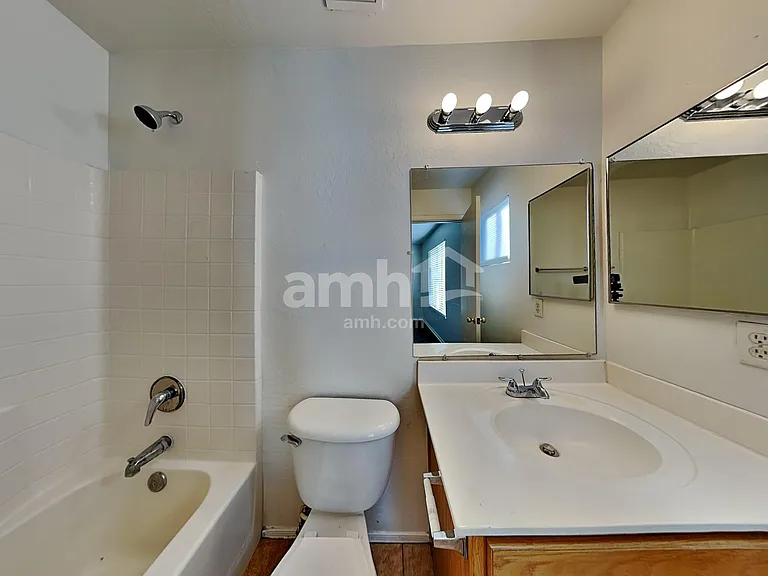 11019 E Arbor Ave — Photo 9
